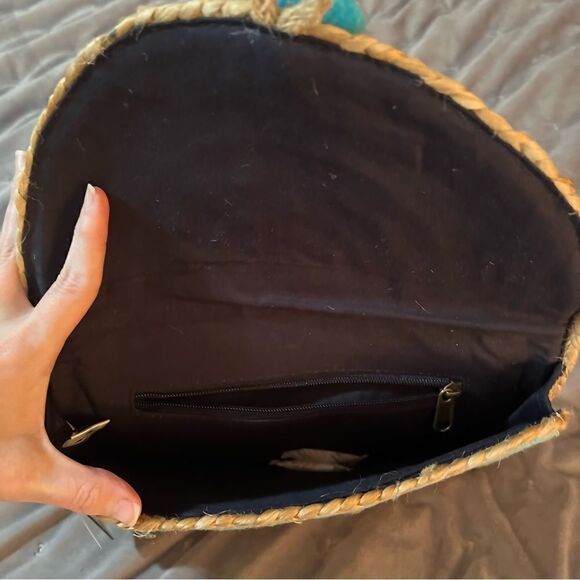 AMERICA & BEYOND Sunset Striped Staw Woven Jute Clutch Purse Tan Blue OS NWT - Picture 7 of 12